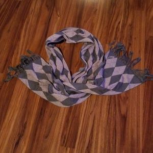 Guess Scarf